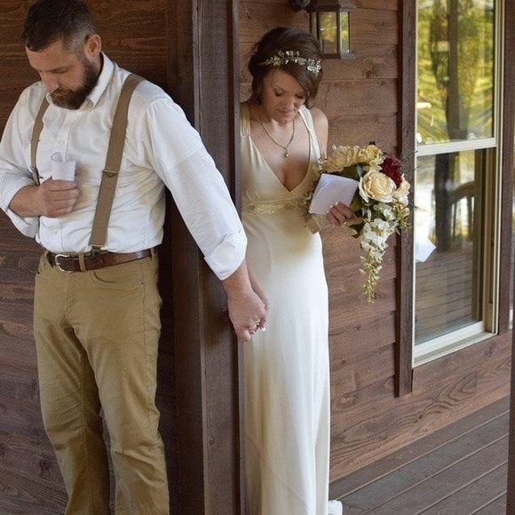 Meet your Posher, Amanda - Picture 3 of 4